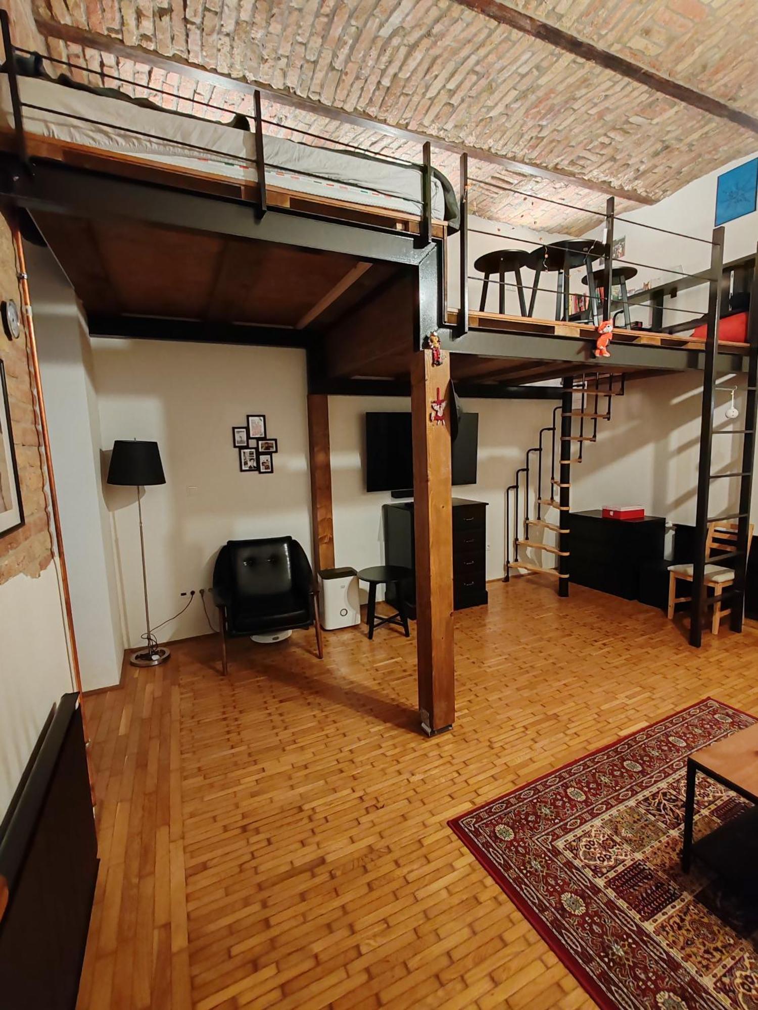 Apartment Downtown Loft Budapest